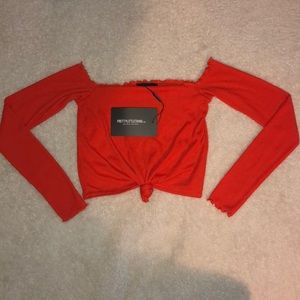 Off the shoulder crop knot long sleeve🍊